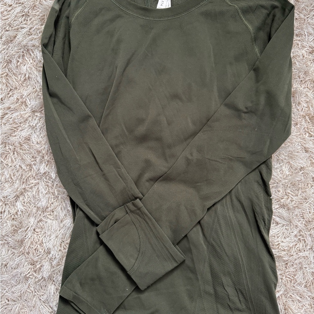 Athleta Sage Green Crew Neck Top